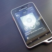 Sony-Ericsson-Xperia-Active-unboxing