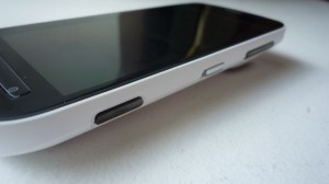 Nokia PureView 808 se gaseste in Romania Nokia 808 PureView