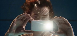 Sony Xperia ZR noul smartphone premium rezistent la apa