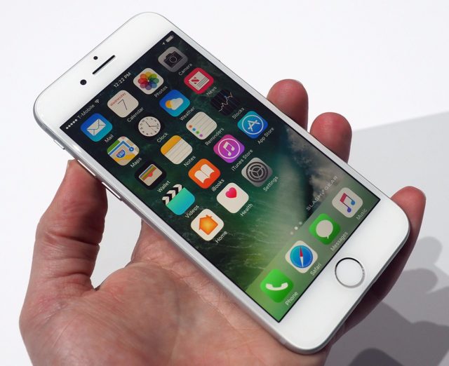 Zvonul despre ecranele OLED pe iPhone 7S confirmat !