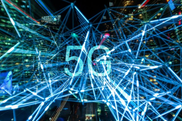Testez tehnologia 5G de la Orange alături de Galaxy S10 5G și Galaxy Watch Active 2!