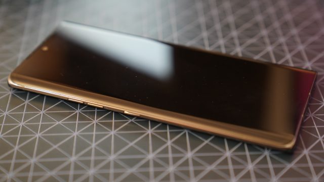 Review LG Velvet – Smartphone 5G cu design superb!