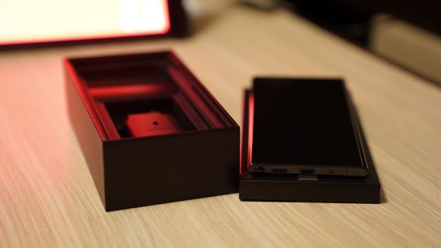 Ce gadget-uri mai poartă James Bond la el în 2020?